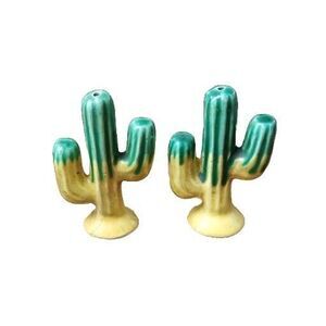 Mid century, ceramic, green cactus, salt/ pepper shakers